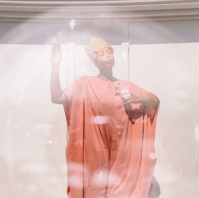 Oath Magazine photographter 1 raising hand